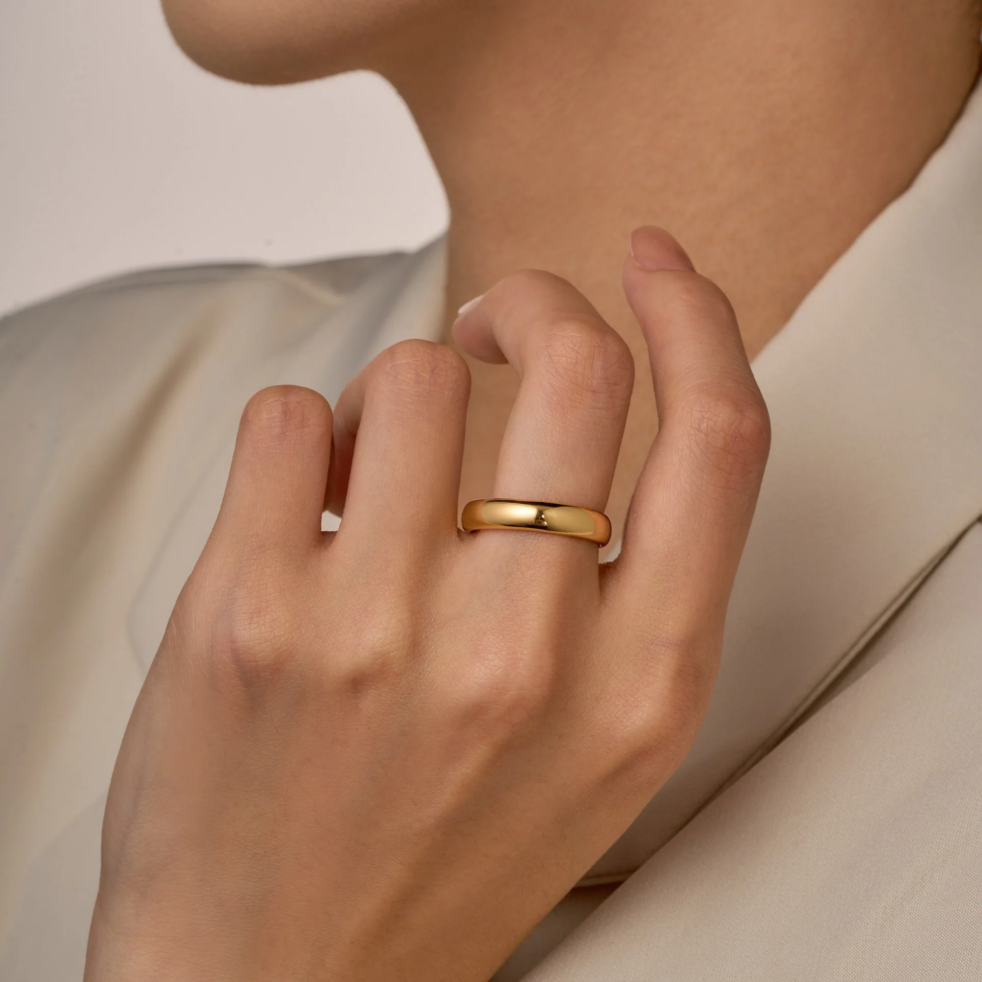 4.5 mm Stackable Ring Band - Image 10