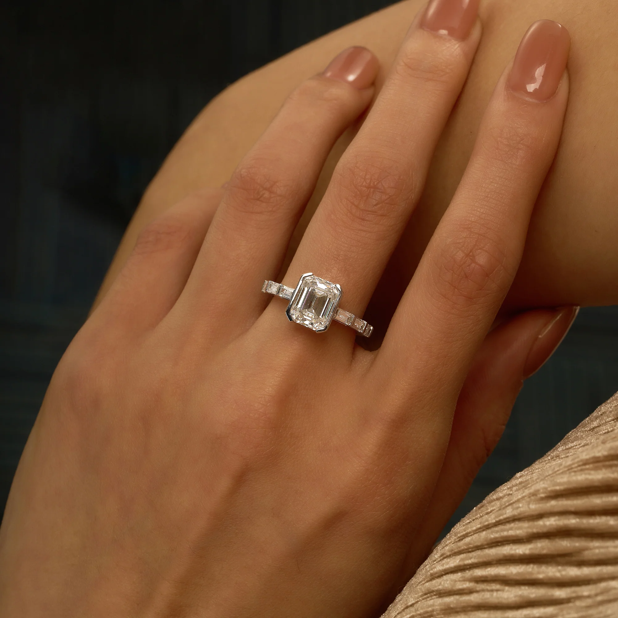 Art Deco Emerald Moissanite Bezel Ring - Image 11