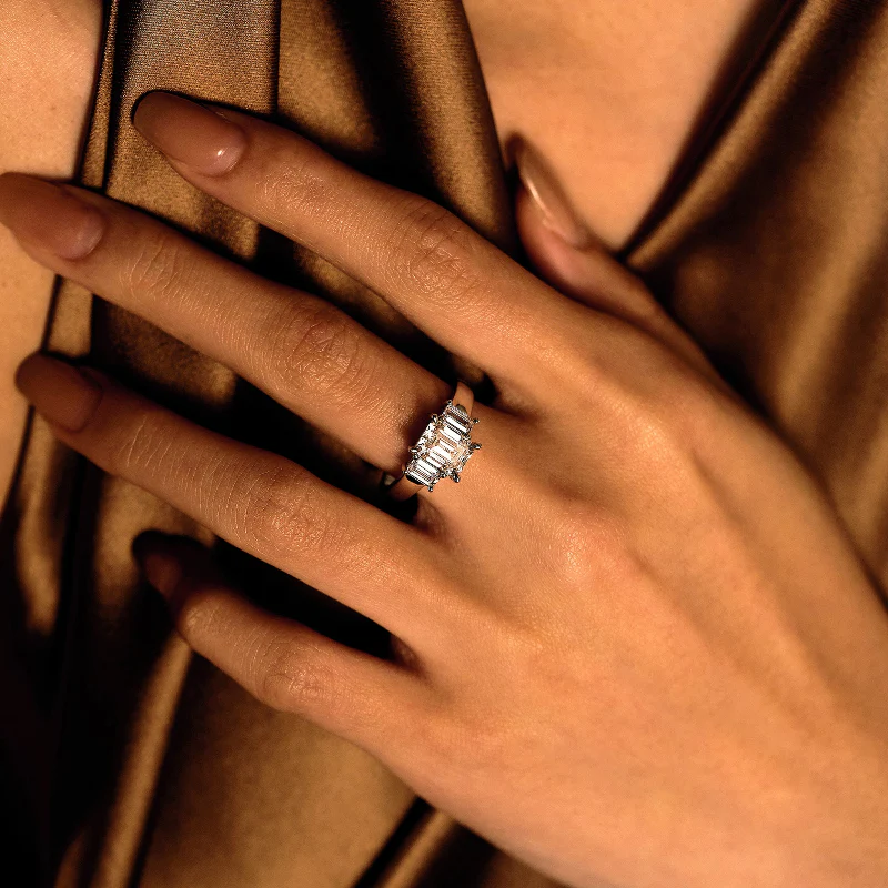 Art Deco Emerald Moissanite Trilogy Ring - Image 10