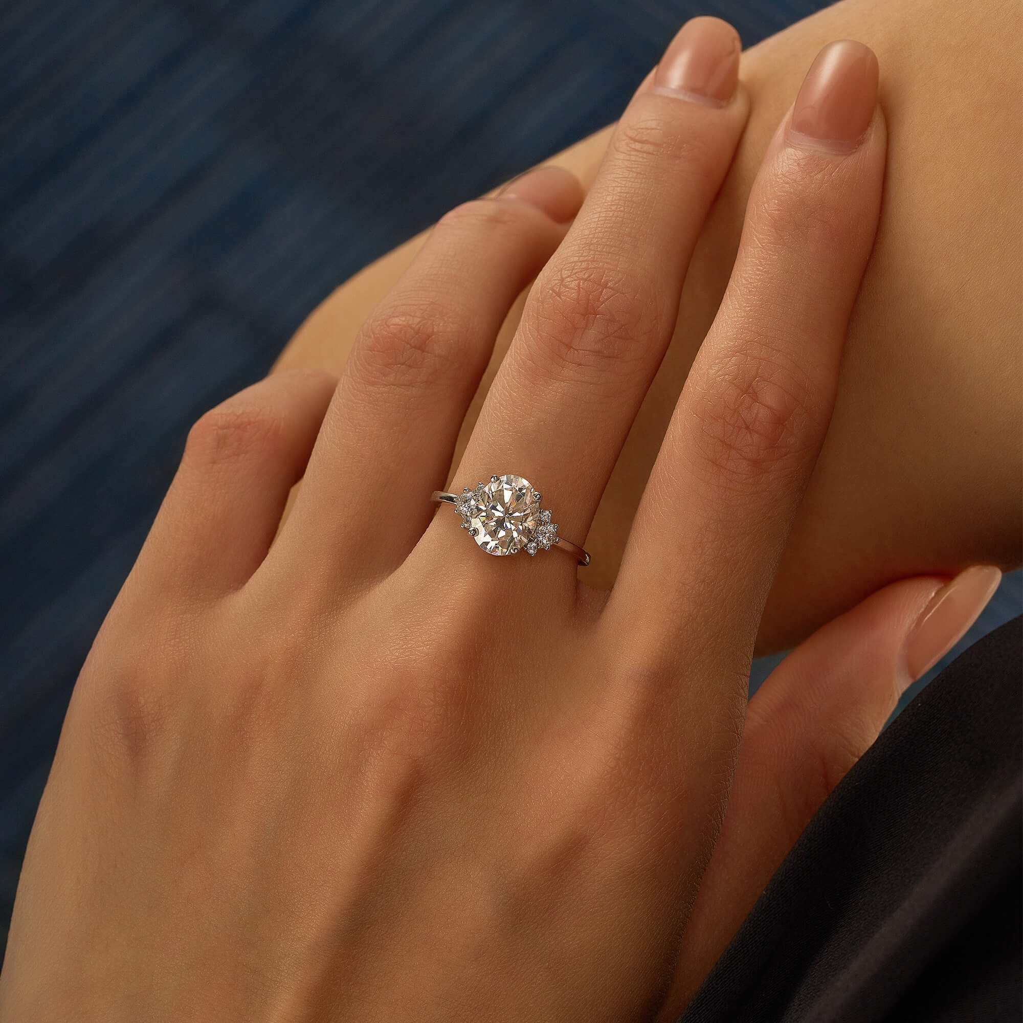 Oval and Round Cut Moissanite Cluster Ring - Image 11