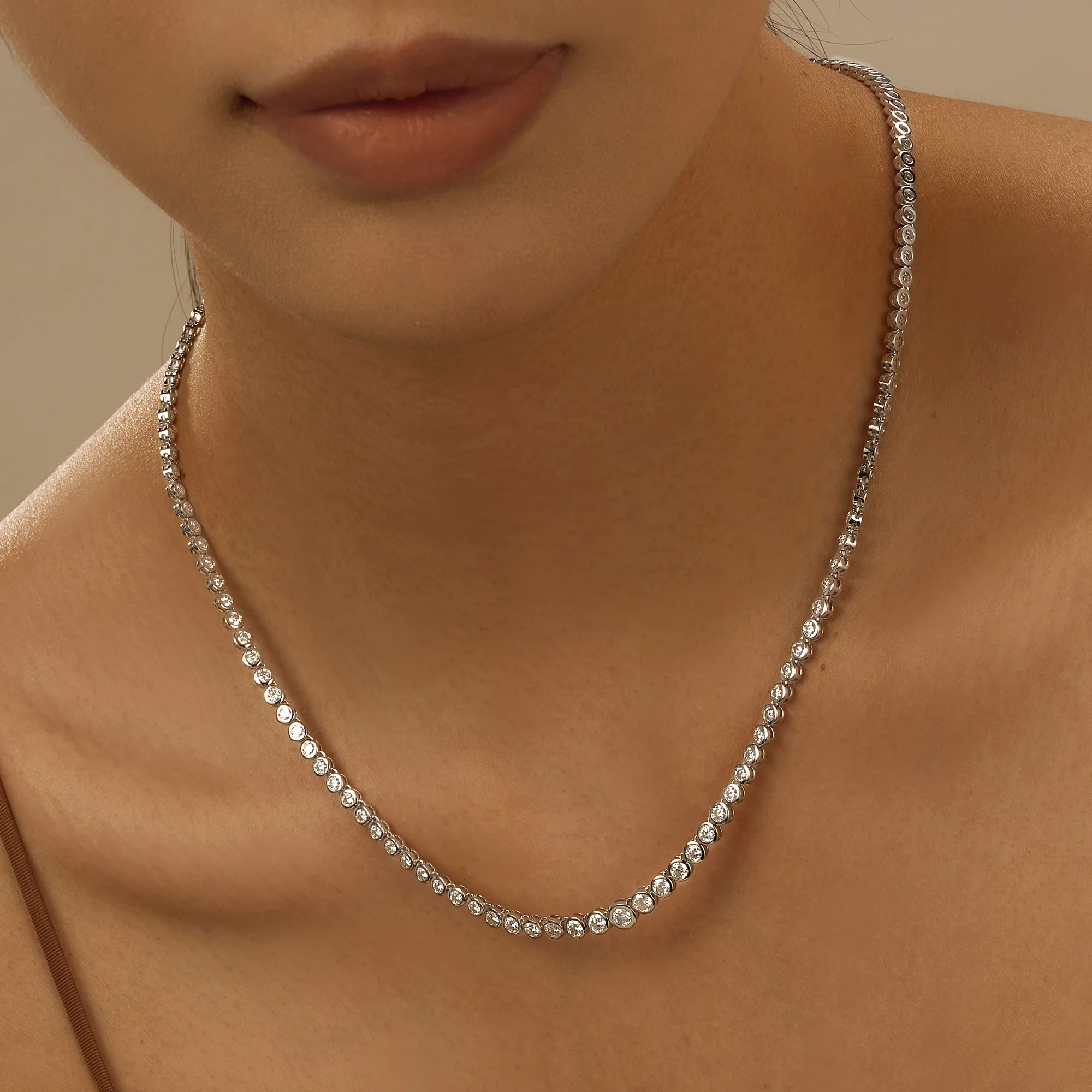 Stunning Moissanite Tennis Necklace with Classic Clasp - Image 14