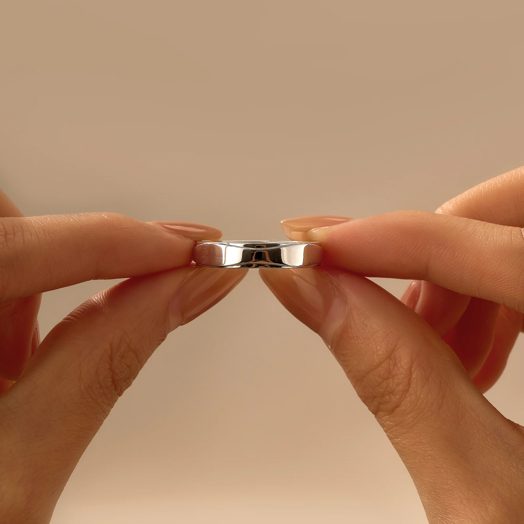 Unisex Modern And Minimalism Polished Wedding Band - Image 10